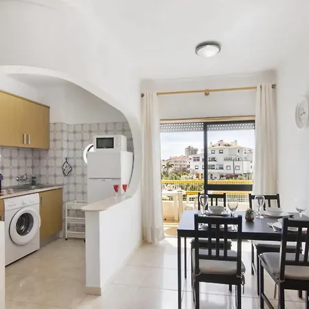 Hilcity Apartament *